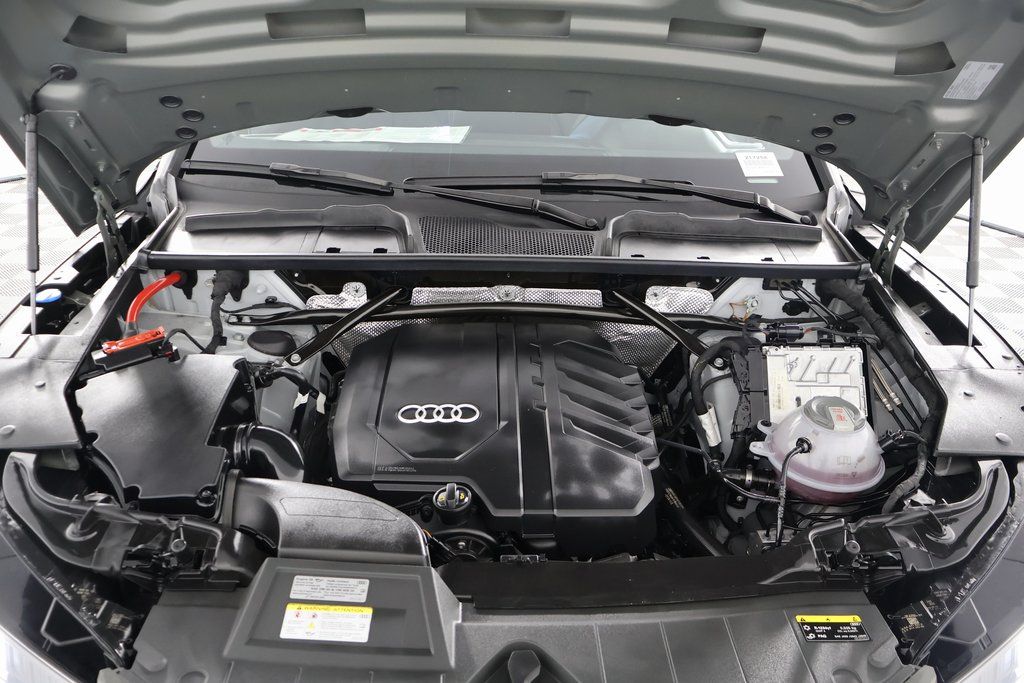 Thumbnail: 2024 Audi Q5 - 15