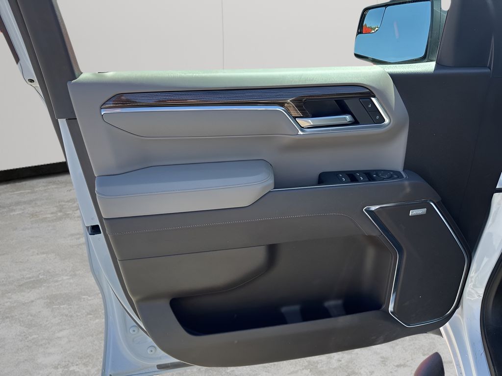 Used Car 2025 Chevrolet Silverado 1500  Lt Trail Boss For Sale Under $60,000 In Austin, Texas