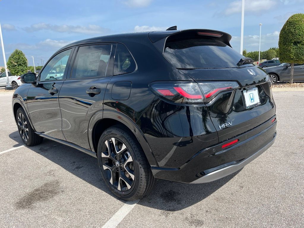 Thumbnail: 2027 Honda HR-V - 4