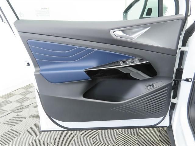 Thumbnail: 2025 Volkswagen ID.4 - 25