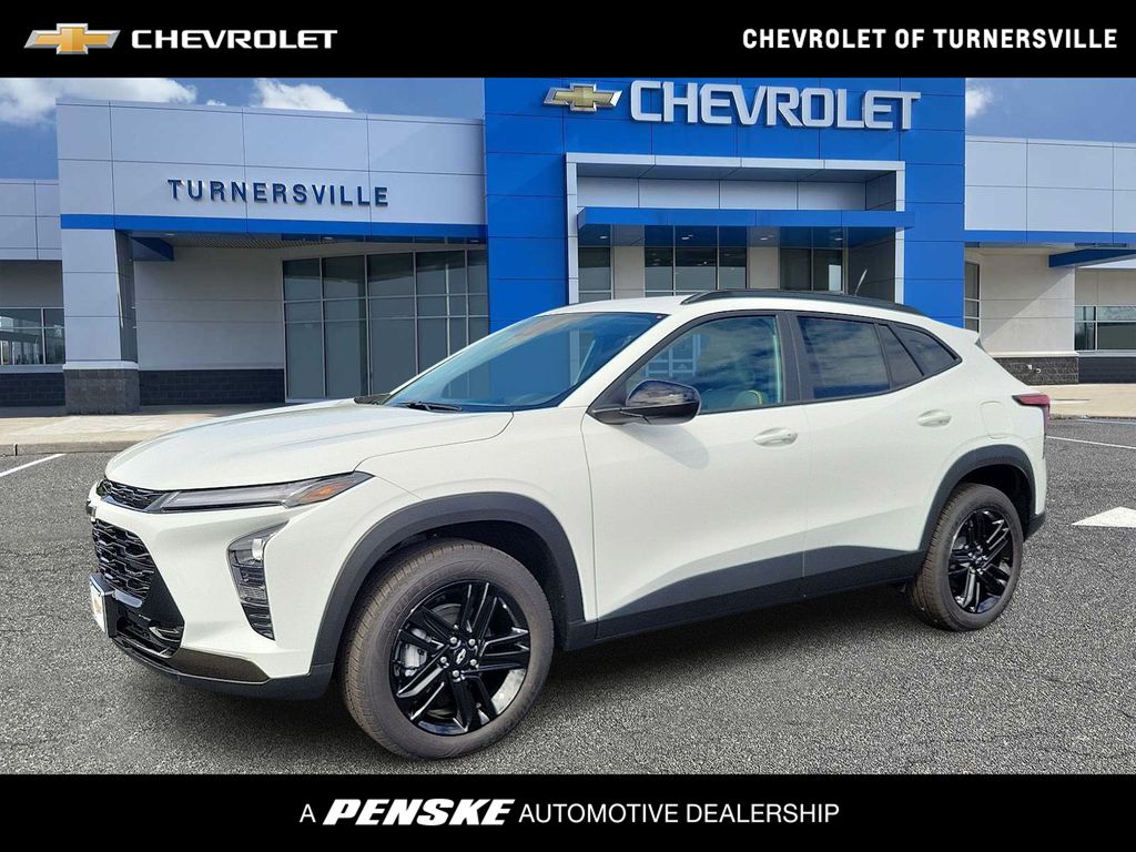 Thumbnail: 2025 Chevrolet Trax - 1