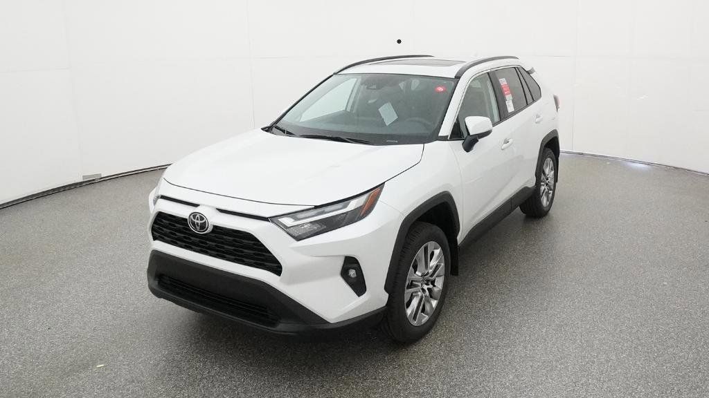 Thumbnail: 2025 Toyota RAV4 - 18