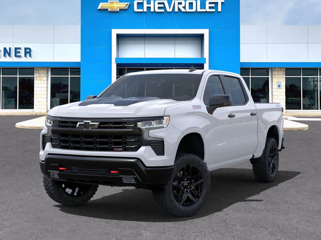 2024 Chevrolet Silverado 1500 LT Trail Boss 6