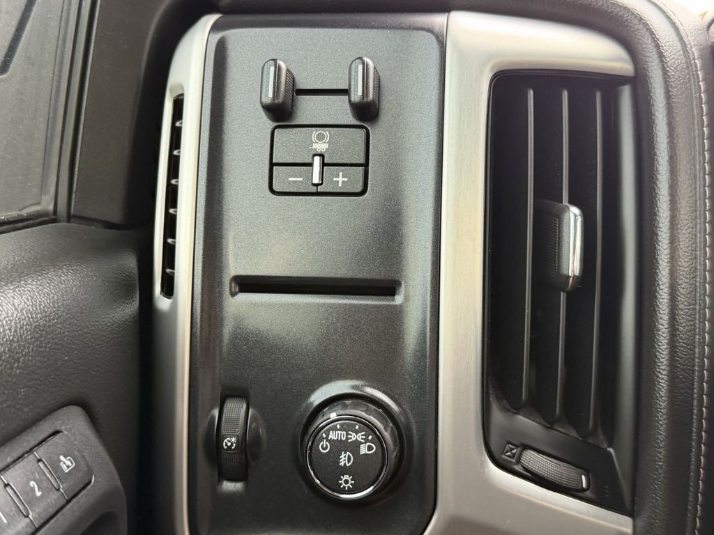 used 2018 GMC Sierra 1500 car, priced at $20,992
