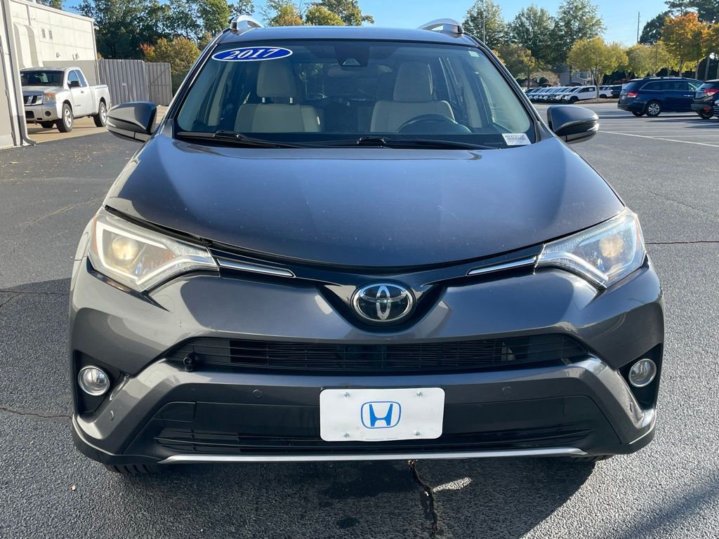 Thumbnail: 2017 Toyota RAV4 - 9