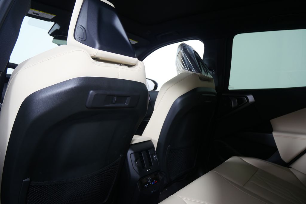 Thumbnail: 2026 BMW X3 - 17