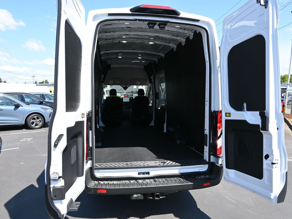 2025 Ford Transit 250