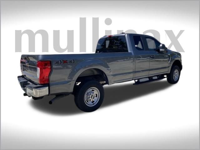 2022 Ford F-350SD XL photo