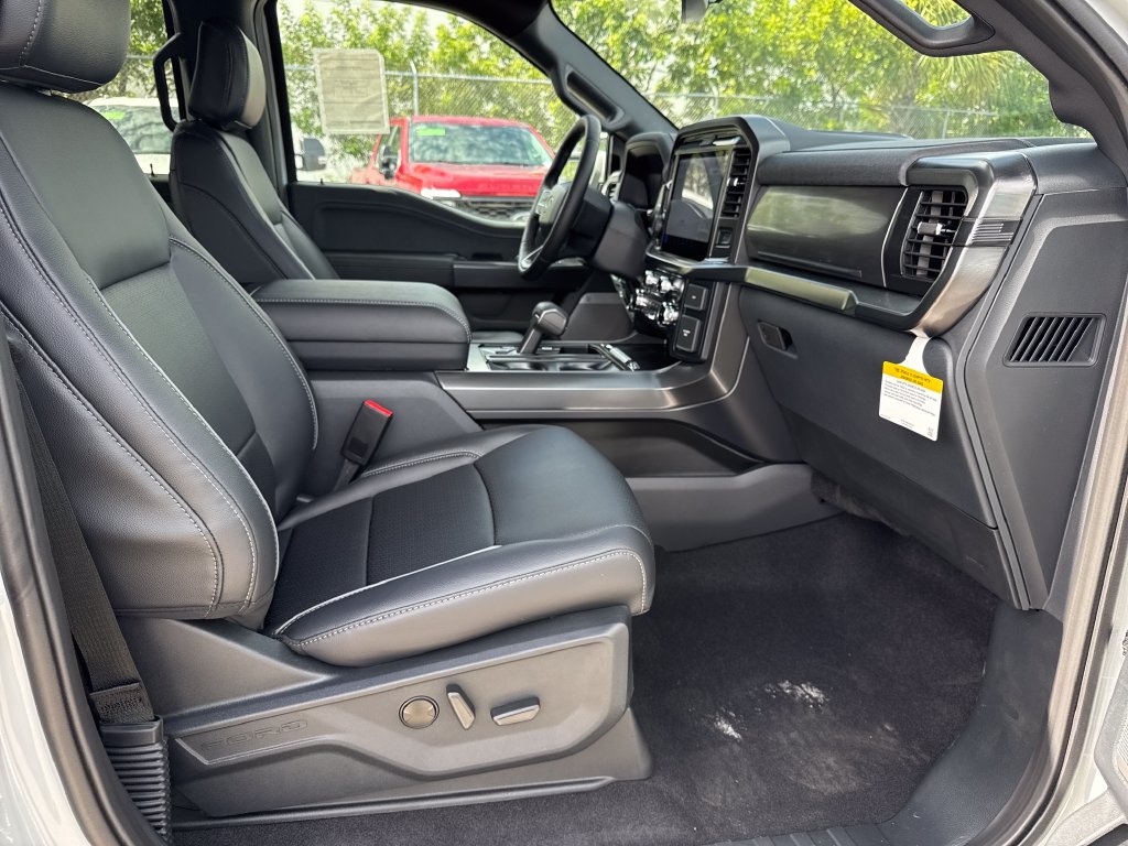 New 2026 White Ford Lariat image 22