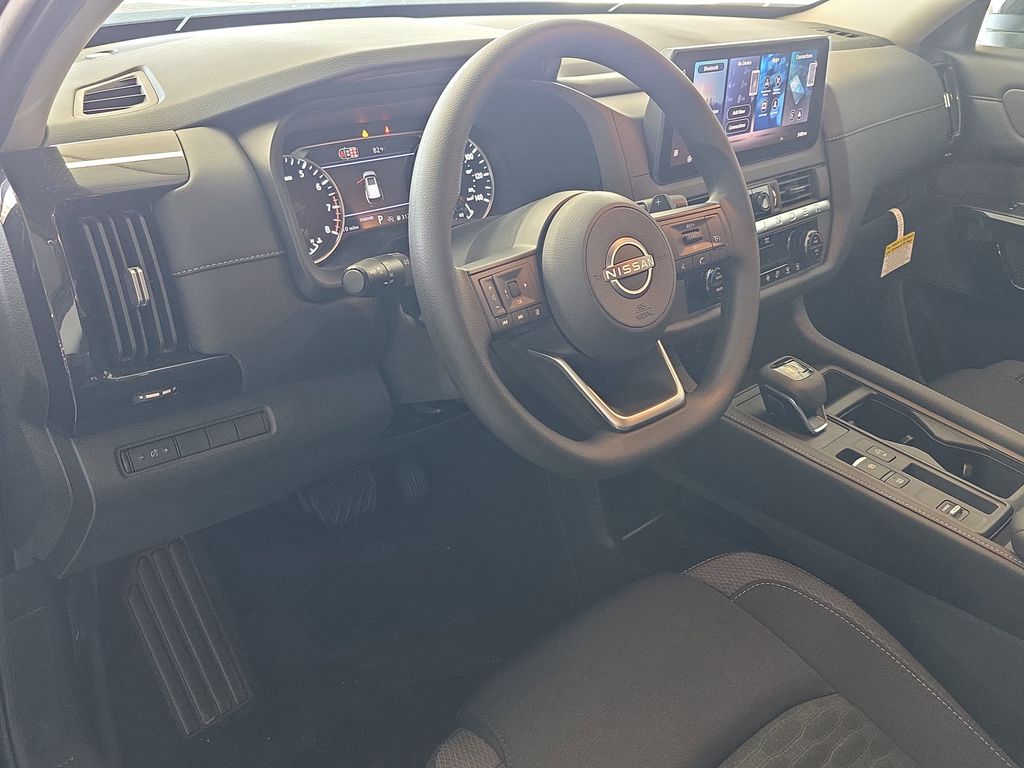 new 2026 Nissan Pathfinder car, priced at $33,008