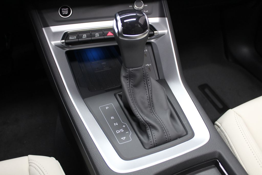 2025 Audi Q3  18