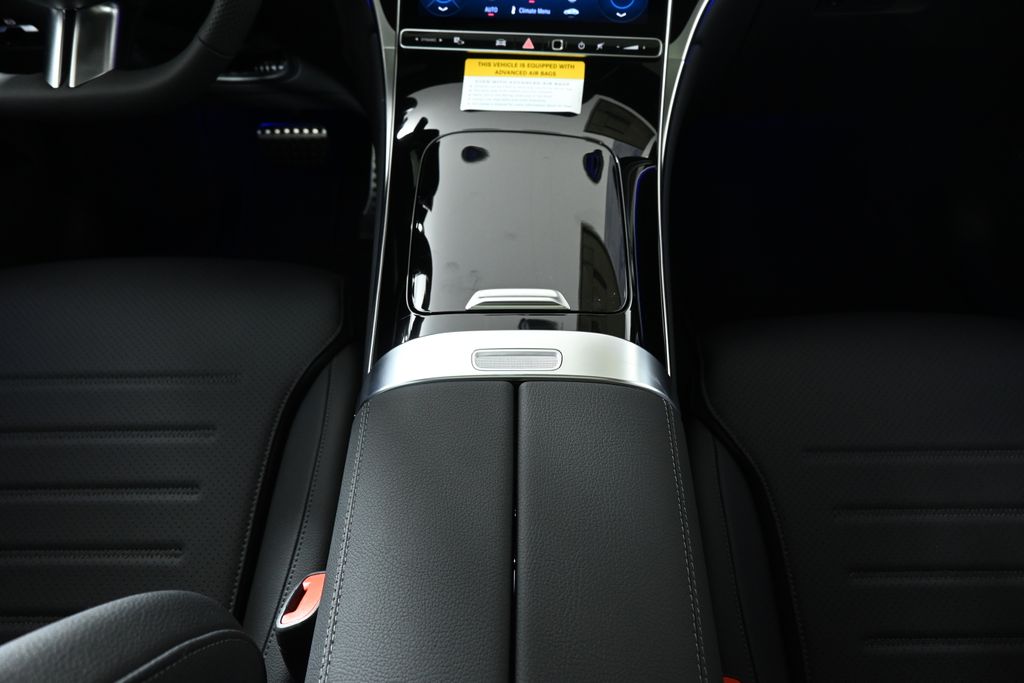 Thumbnail: 2026 Mercedes-Benz GLC - 18