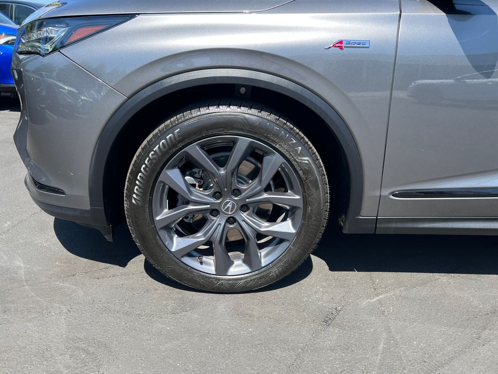 Thumbnail: 2023 Acura MDX - 5