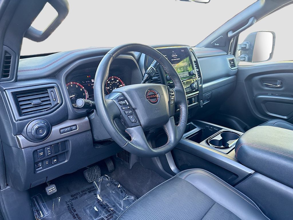 Used 2024 Black Nissan PRO-4X image 9
