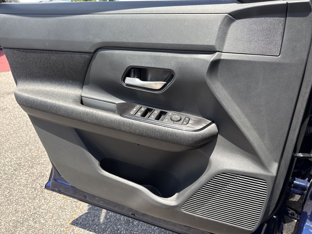 New 2026 Nissan Kicks SUV