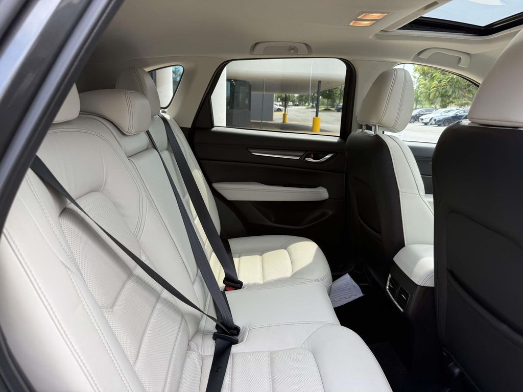2023 Mazda CX-5 S Premium Plus package - Photo 15