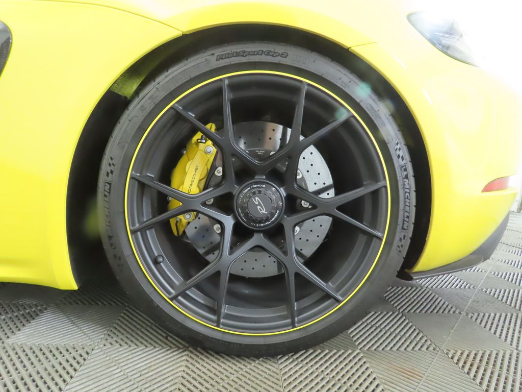 2024 Porsche   27