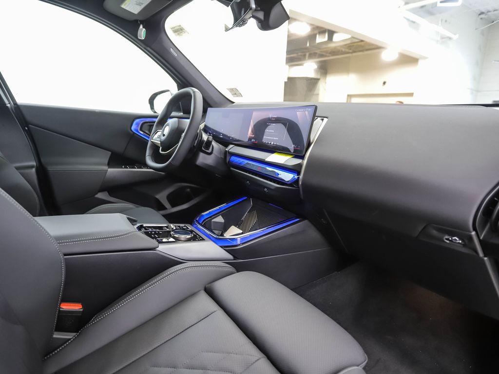 Thumbnail: 2025 BMW X3 - 28