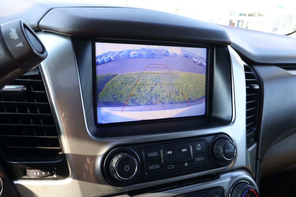 Thumbnail: 2019 Chevrolet Suburban - 24