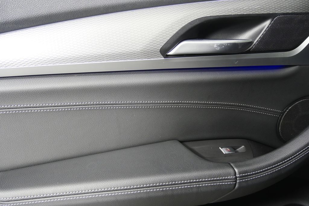 Thumbnail: 2021 BMW X3 - 11