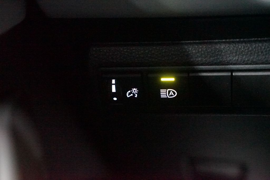 Thumbnail: 2024 Toyota Corolla - 24