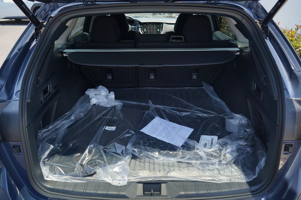 2025 Subaru Outback Premium 11