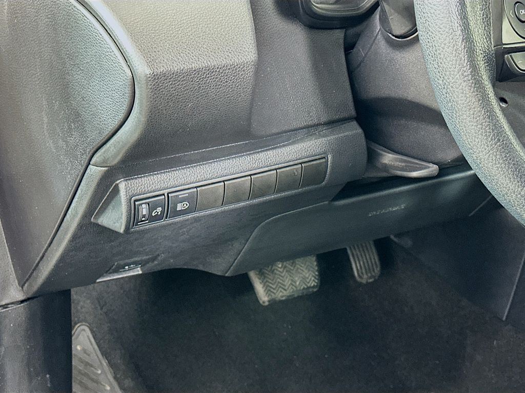 2022 Toyota Corolla LE 10
