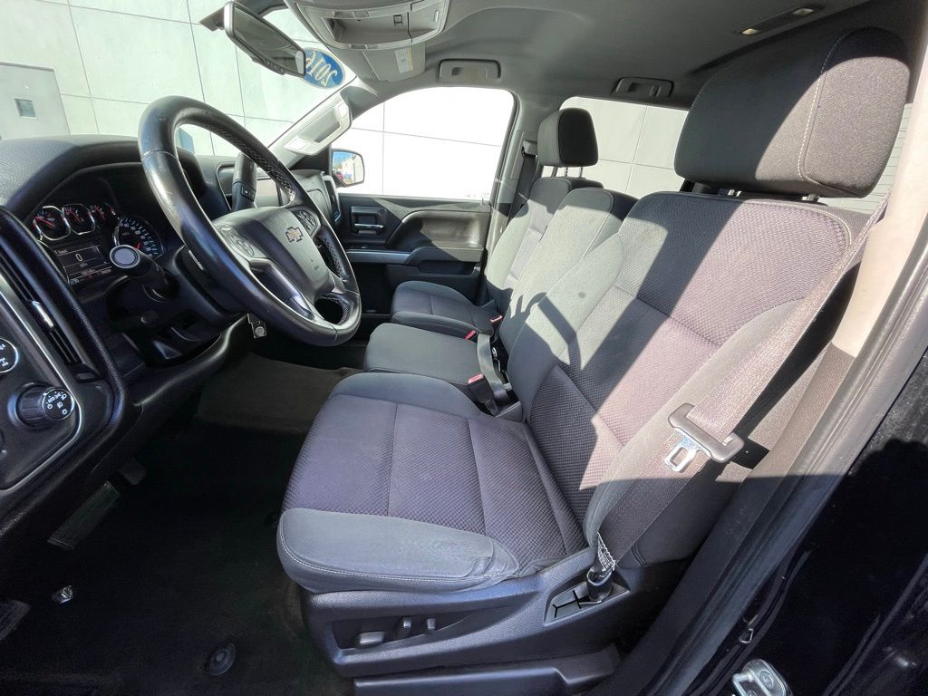 Thumbnail: 2016 Chevrolet Silverado 1500 - 25