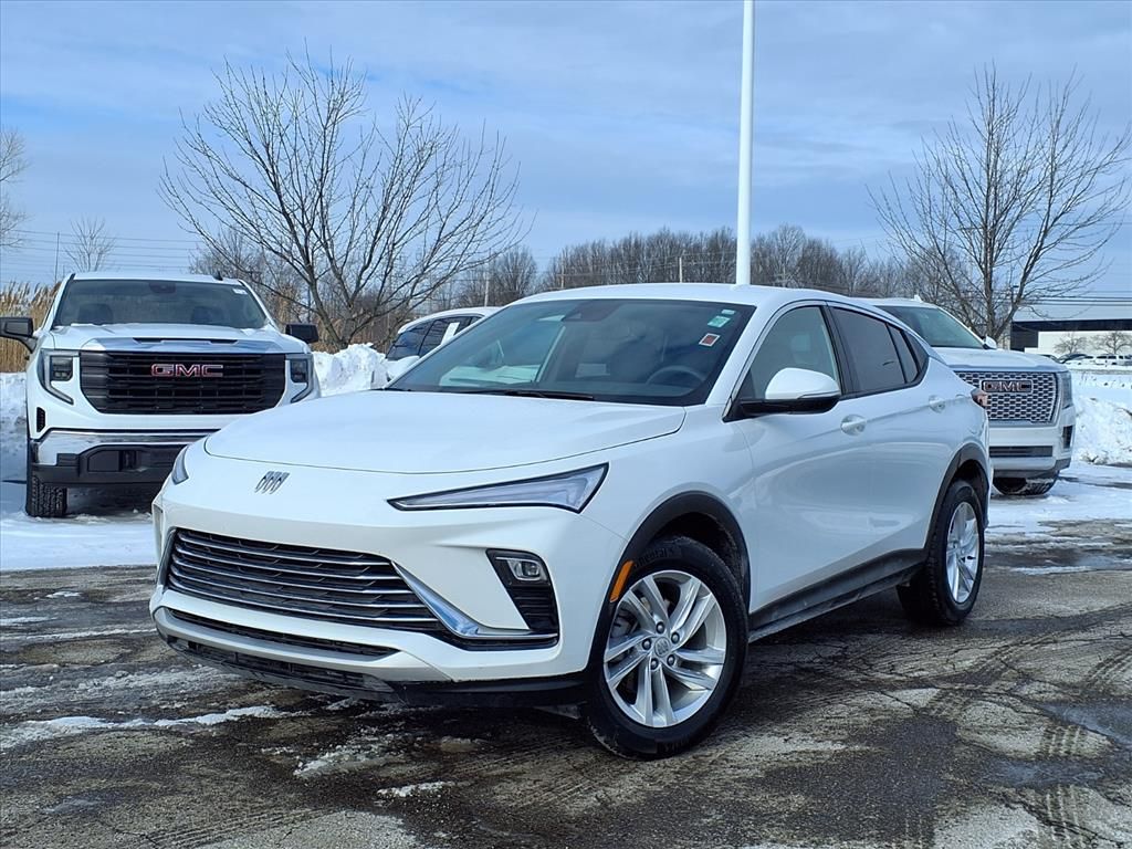 Summit White 2024 Buick Envista Preferred FWD SUV / Crossover Front-Wheel Drive 6-Speed Automatic