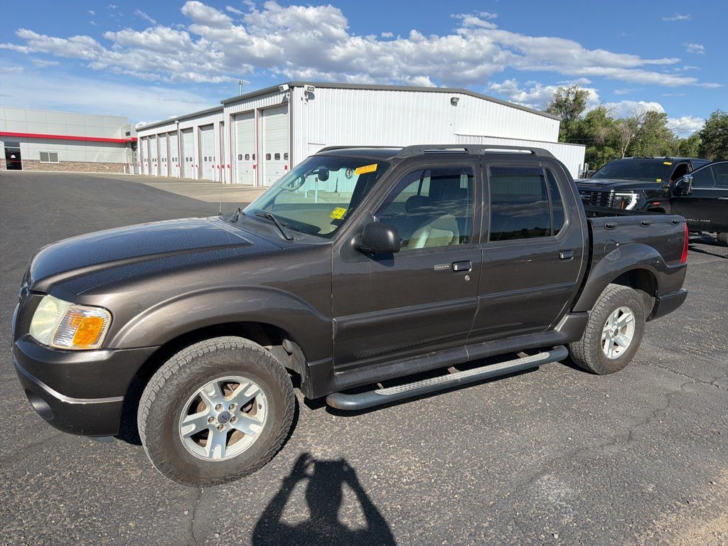 2005 Ford Explorer Sport Trac XLT 4WD Crew Cab