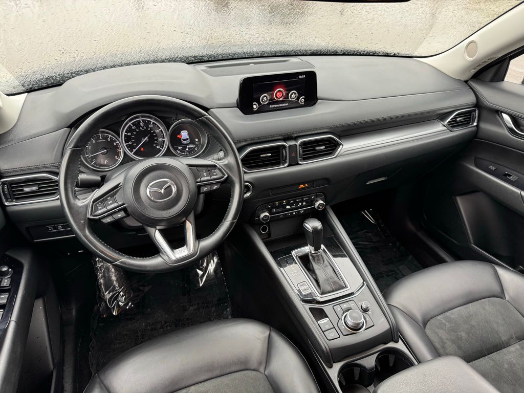 View vehicle photo 5