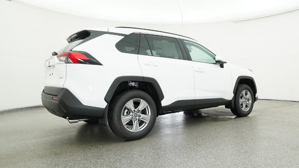 Thumbnail: 2025 Toyota RAV4 - 24