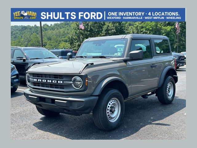 Gray 2025 Ford Bronco SUV / Crossover Four-Wheel Drive Automatic