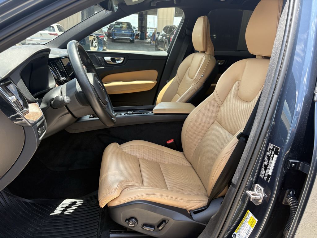 2022 Volvo XC60 B5 Inscription Blue at Cook Ford