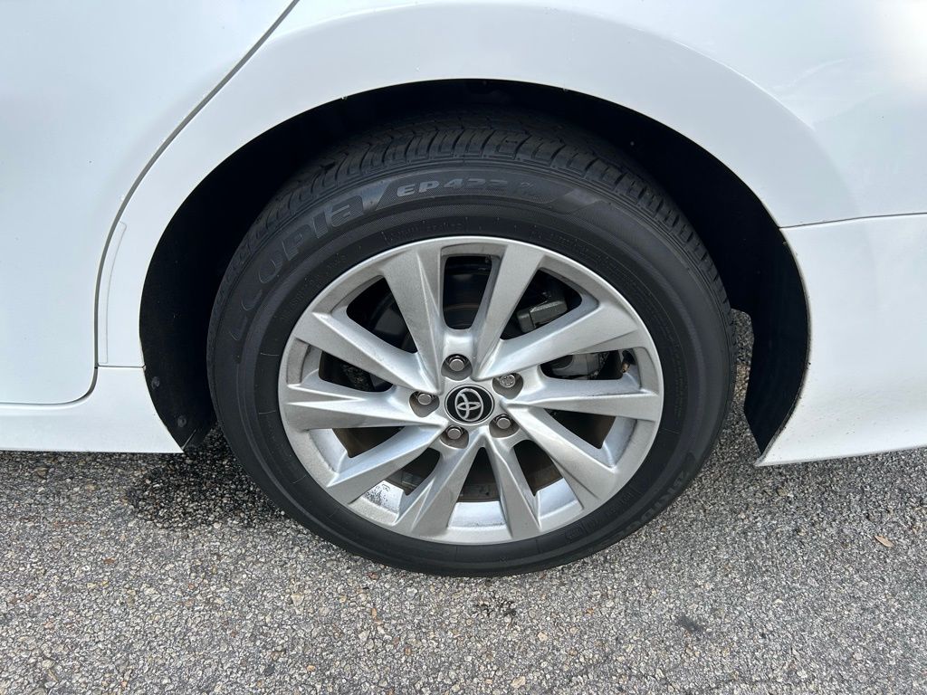 Thumbnail: 2024 Toyota Camry - 9