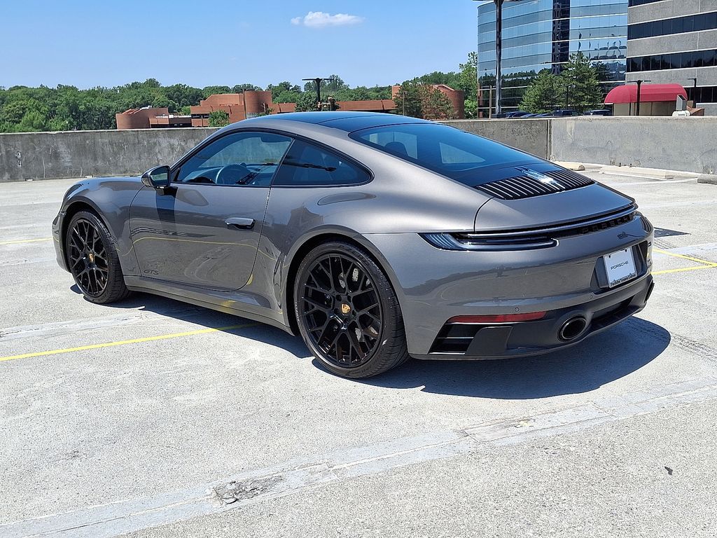 Thumbnail: 2024 Porsche 911 - 3