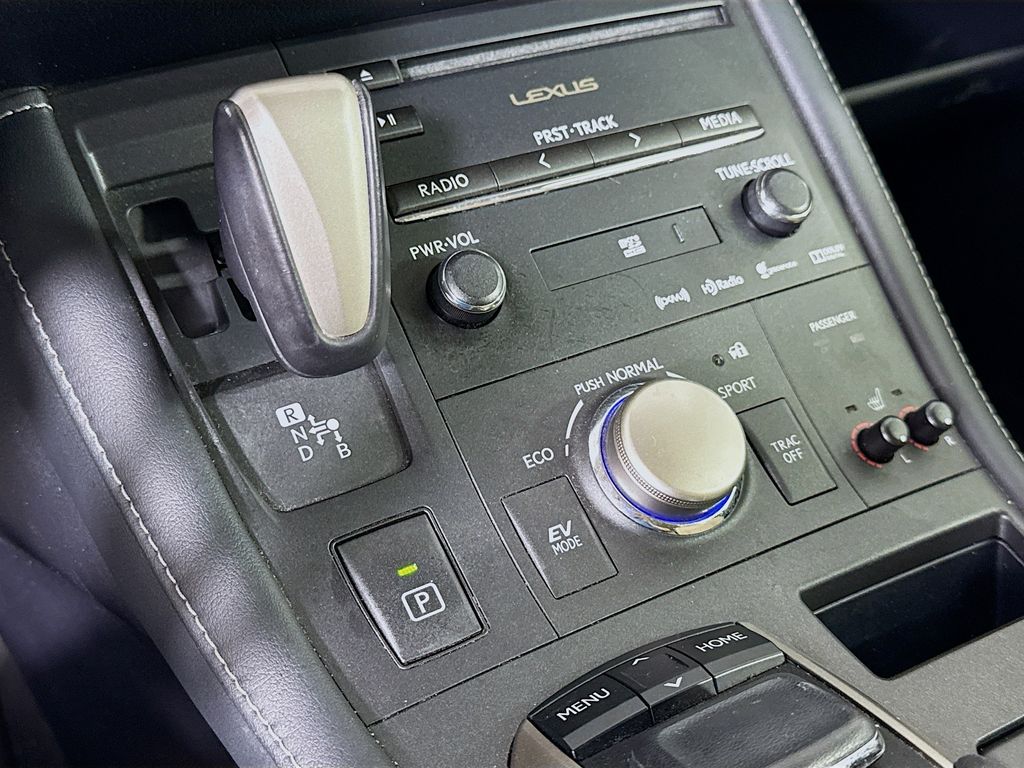 2017 Lexus CT 200h 17
