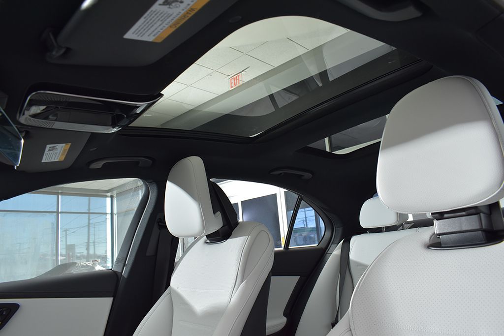 Thumbnail: 2026 Mercedes-Benz C-Class - 13