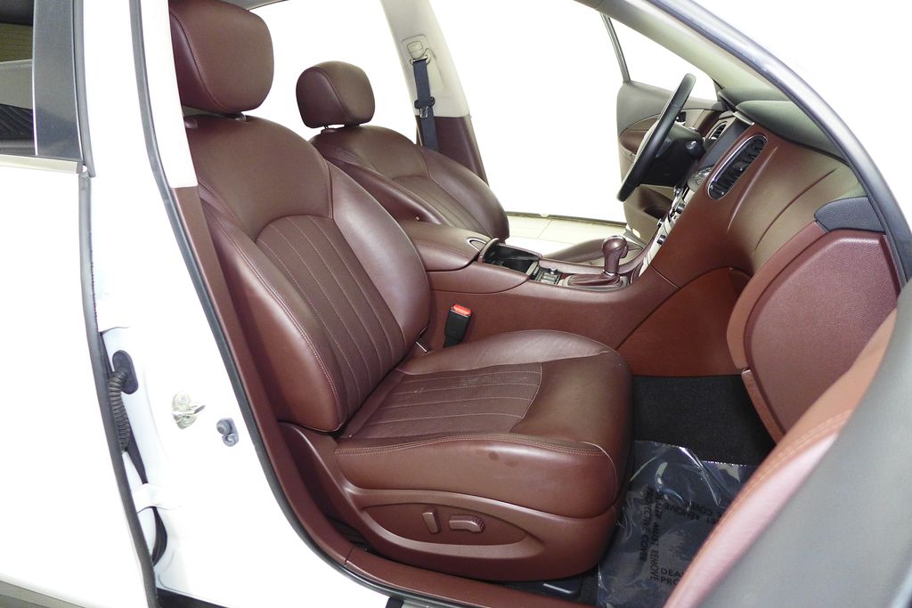 Thumbnail: 2015 INFINITI QX50 - 19