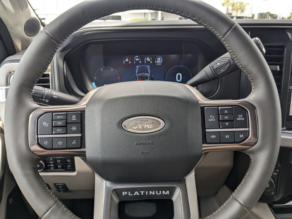 2025 Ford F-250 Super Duty Platinum