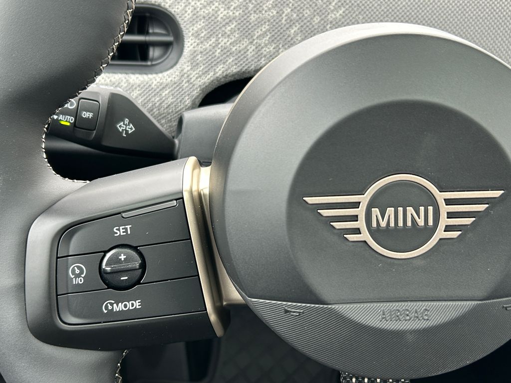 2025 MINI Cooper S 20