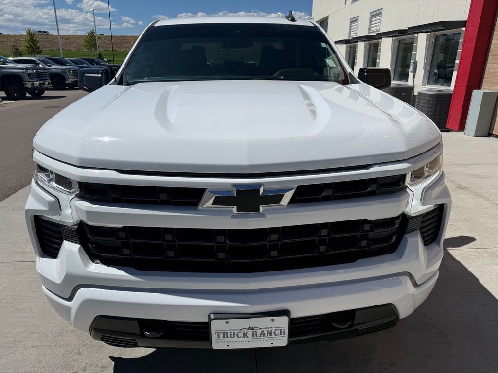 2024 Summit White Chevrolet Silverado 1500 RST 4X4 Truck