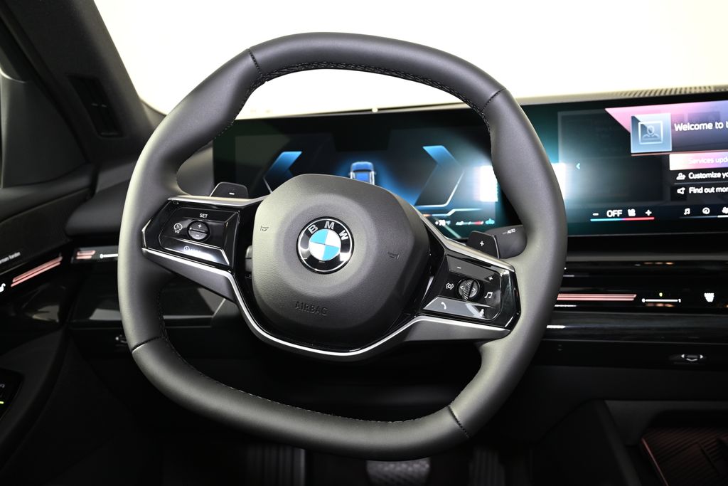 Thumbnail: 2026 BMW 5 Series - 17