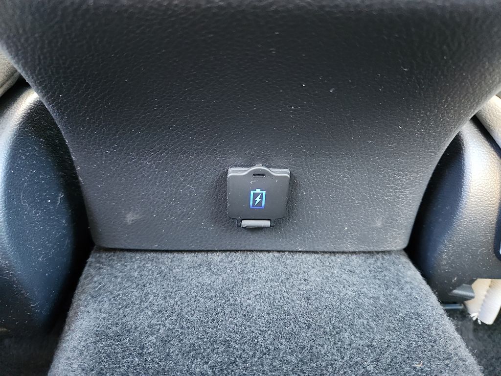 Thumbnail: 2023 Toyota Camry - 12