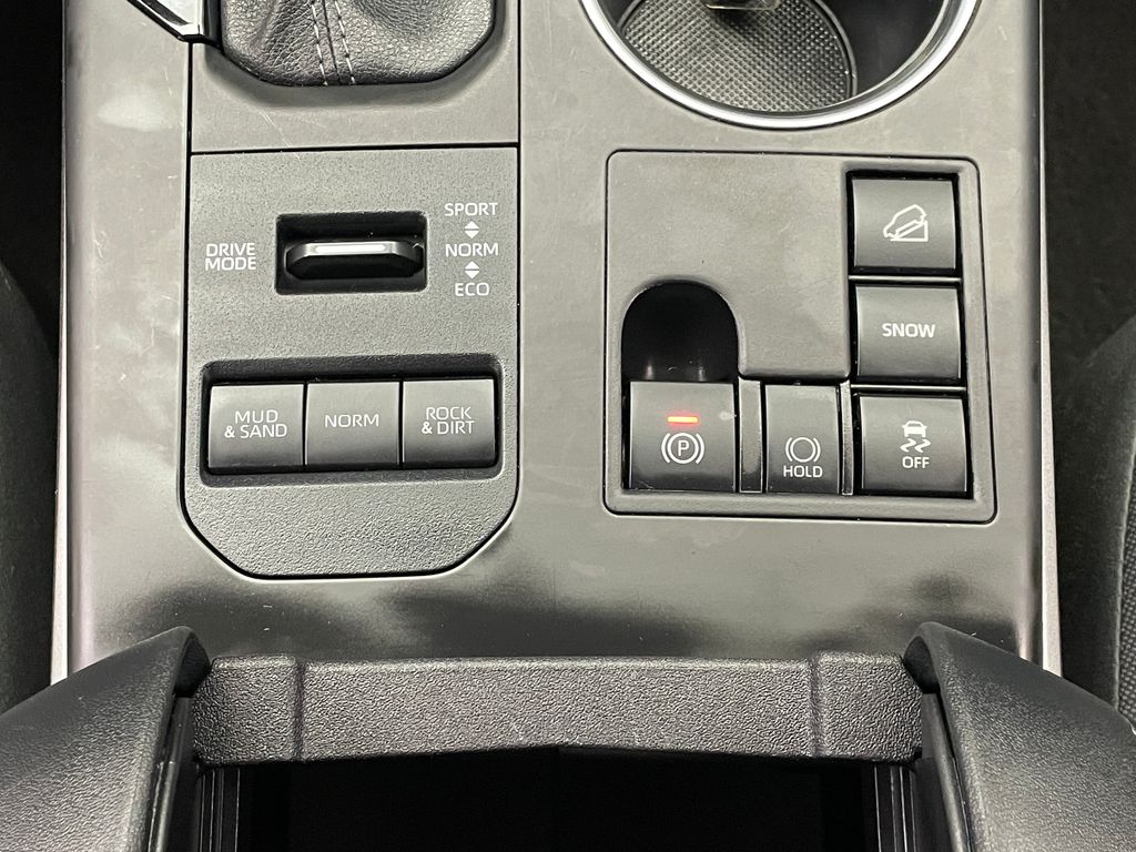 2023 Toyota Highlander XSE 29