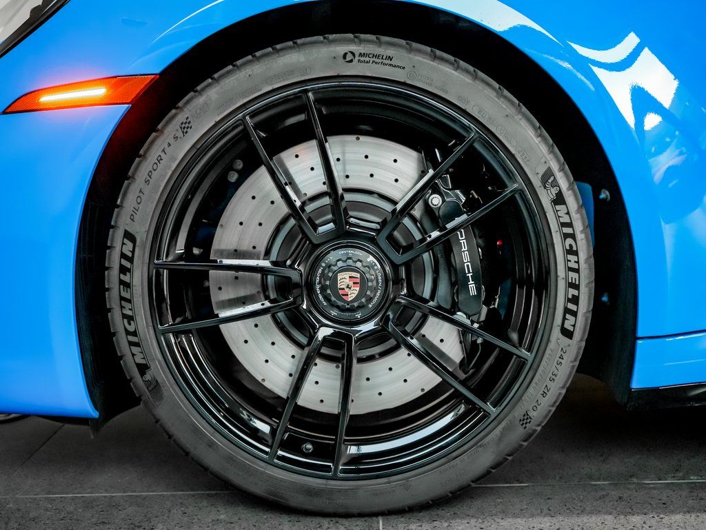 Certified Used 2023  Porsche Targa 4 GTS image 10