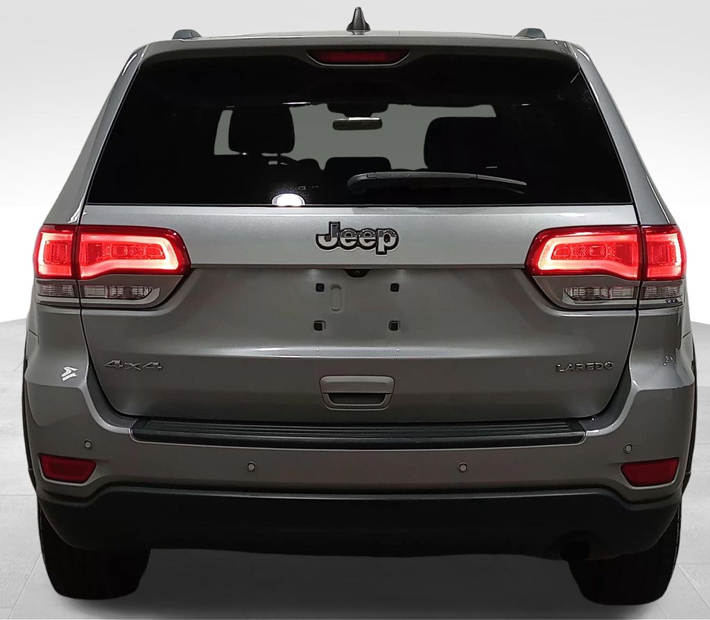 2019 Jeep Grand Cherokee Laredo E 4x4