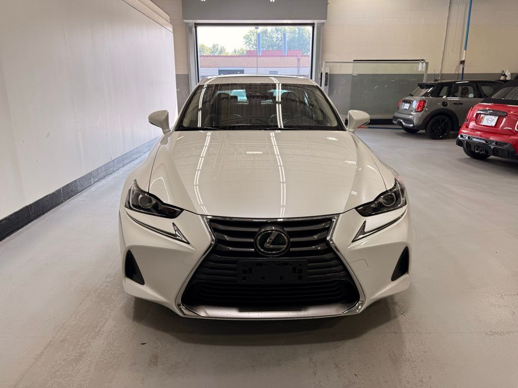 Thumbnail: 2017 Lexus IS - 8