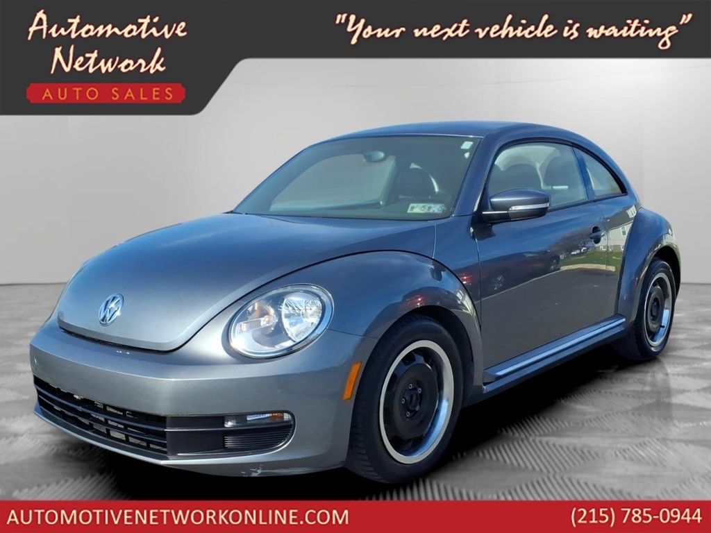 Gray 2012 Volkswagen Beetle 2.5L Hatchback Front-Wheel Drive 6-Speed Automatic