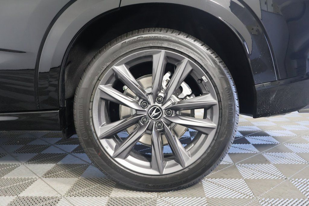 Thumbnail: 2025 Acura ADX - 10